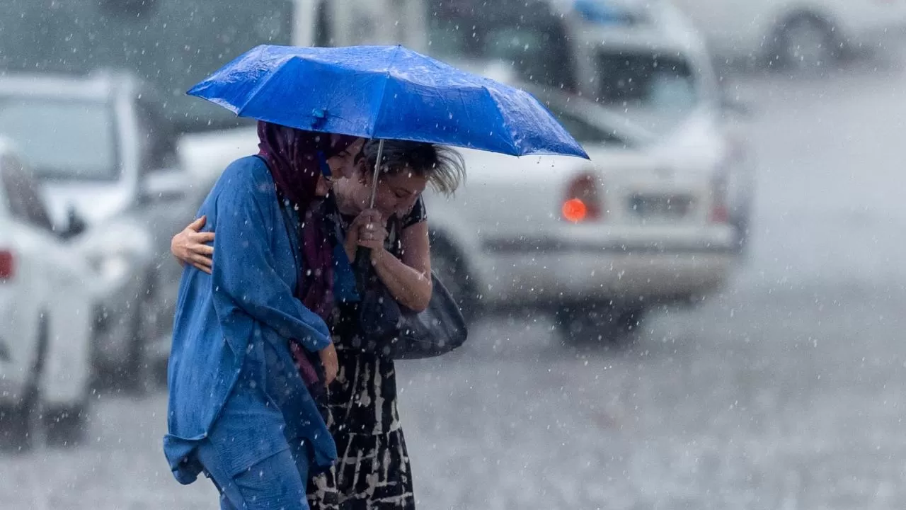 Orta ve Doğu Karadeniz'de sağanak bekleniyor