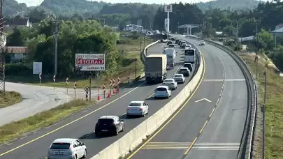 Bolu Dağı Tüneli'nin kapanması nedeniyle trafikte büyük yoğunluk yaşanıyor.