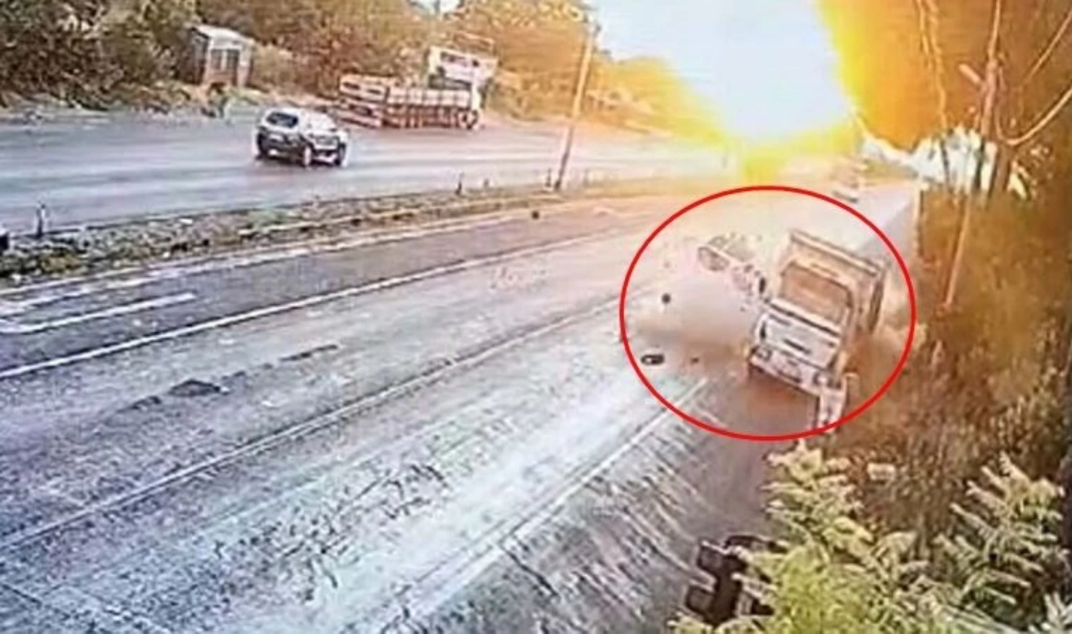 Manisa'da düğün dönüşü acı bir olay yaşandı: 4 kişi hayatını kaybetti.