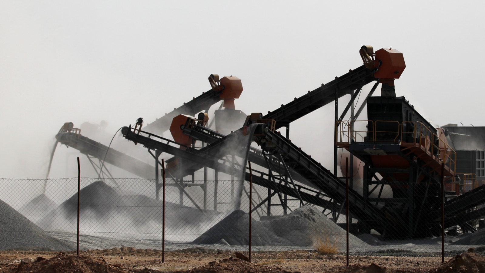 Nijerya halkından Çinli maden şirketine tepki: Yasa dışı kazılarla doğal kaynaklarımızı yağmalıyorlar!